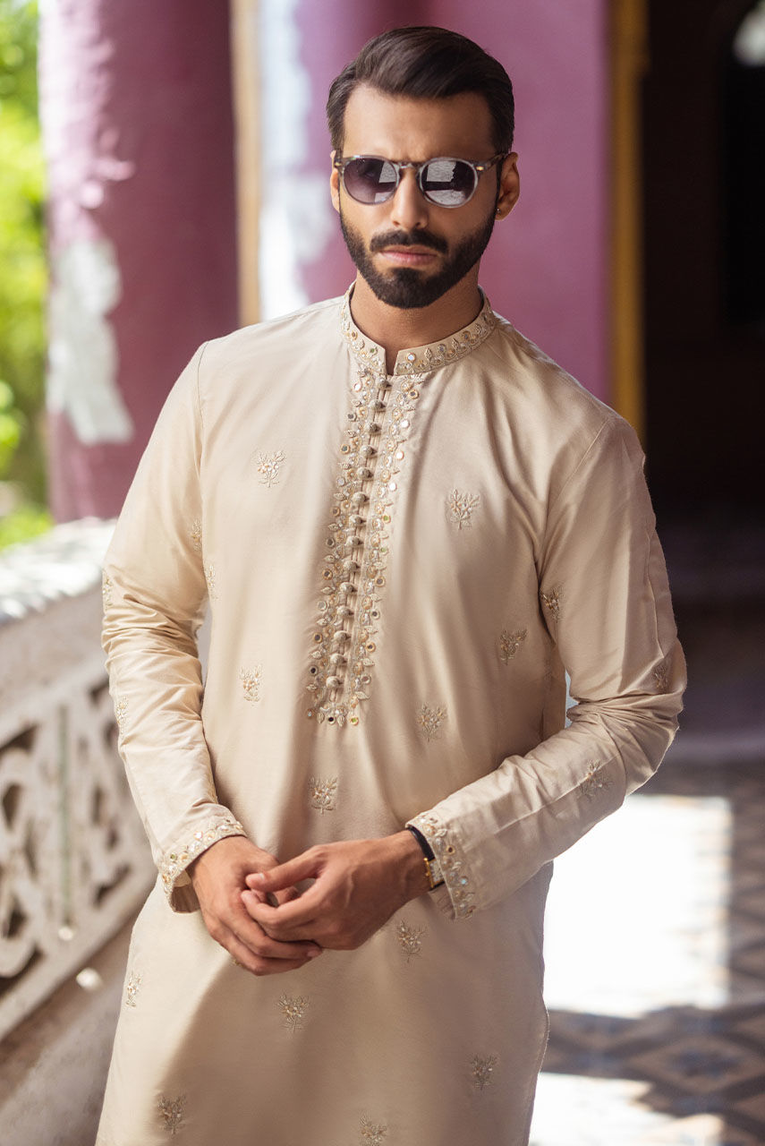 Beige Embroidered Cotton Silk Kurta Pajama (2-Piece) - Image 2
