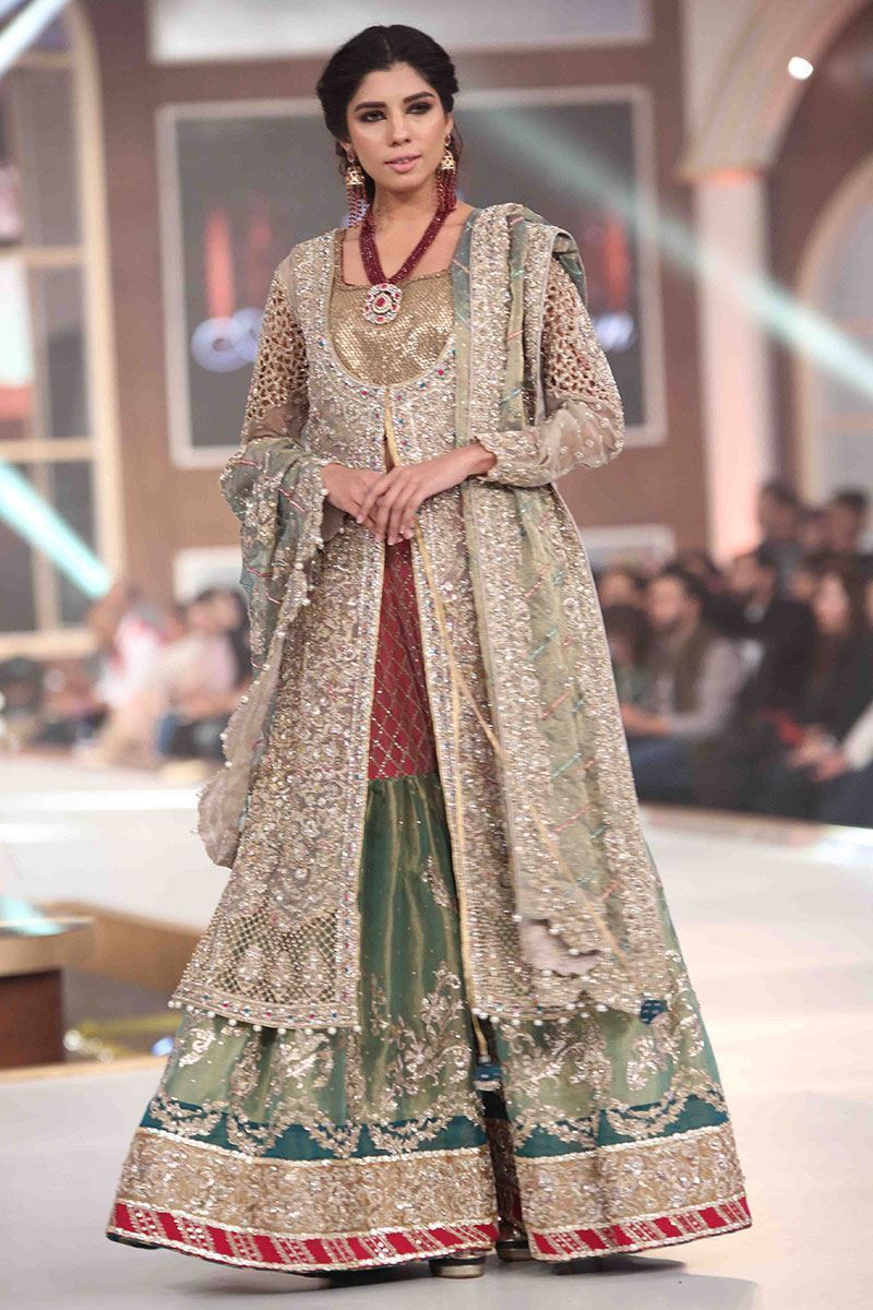Pakistani Beige Embroidered Organza Gharara Set (3-Piece) - Image 1