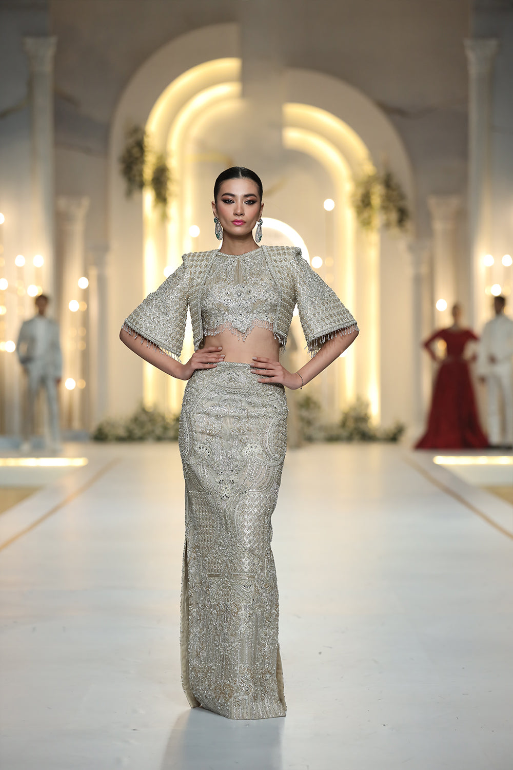 Pakistani Beige Hand-Embellished Silk Gilet and Skirt (2-Piece) - Image 1