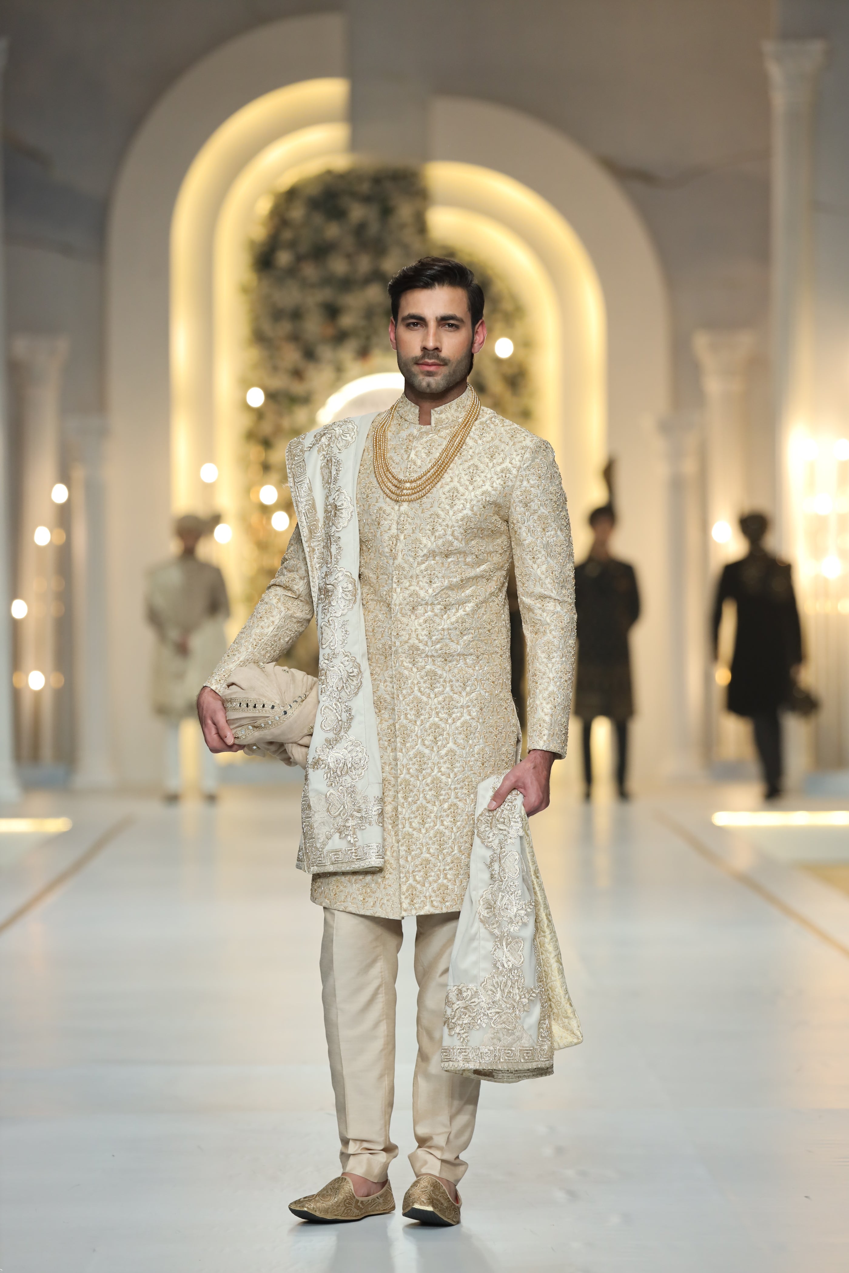 Beige Kora Dabka Jamawar Groom Sherwani (4-Piece) - Image 2