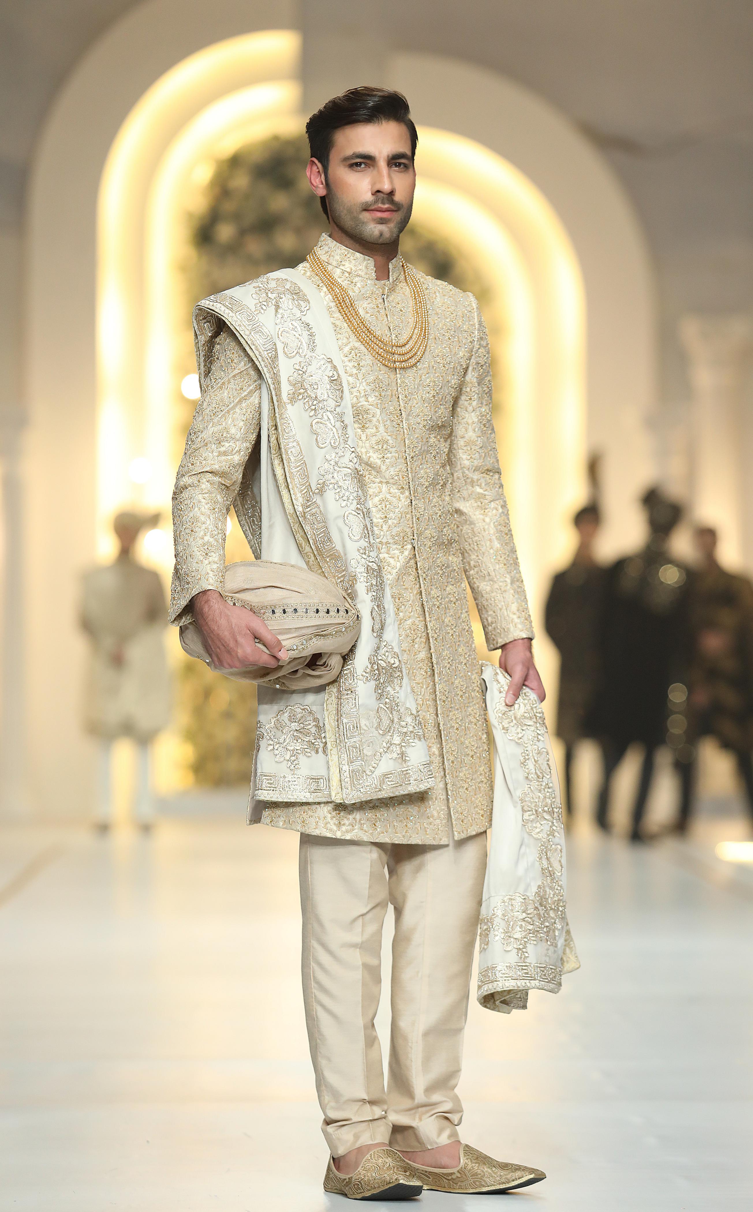 Beige Kora Dabka Jamawar Groom Sherwani (4-Piece) - Image 4