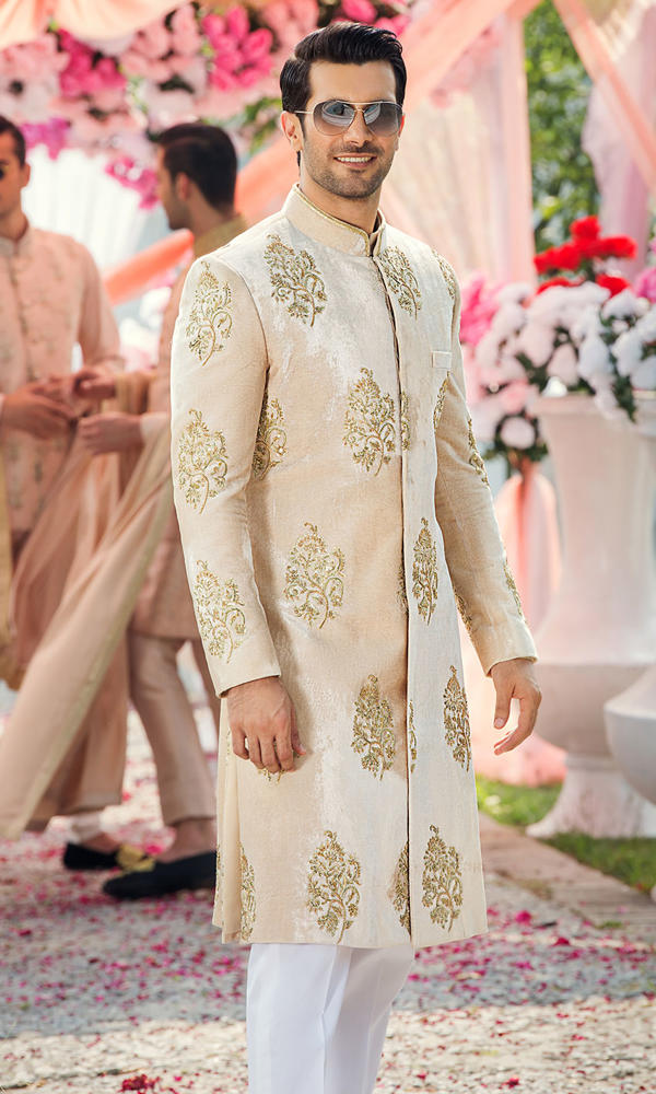 Creamy Beige Gold Embroidered Velvet Sherwani (2-Piece) - Image 3