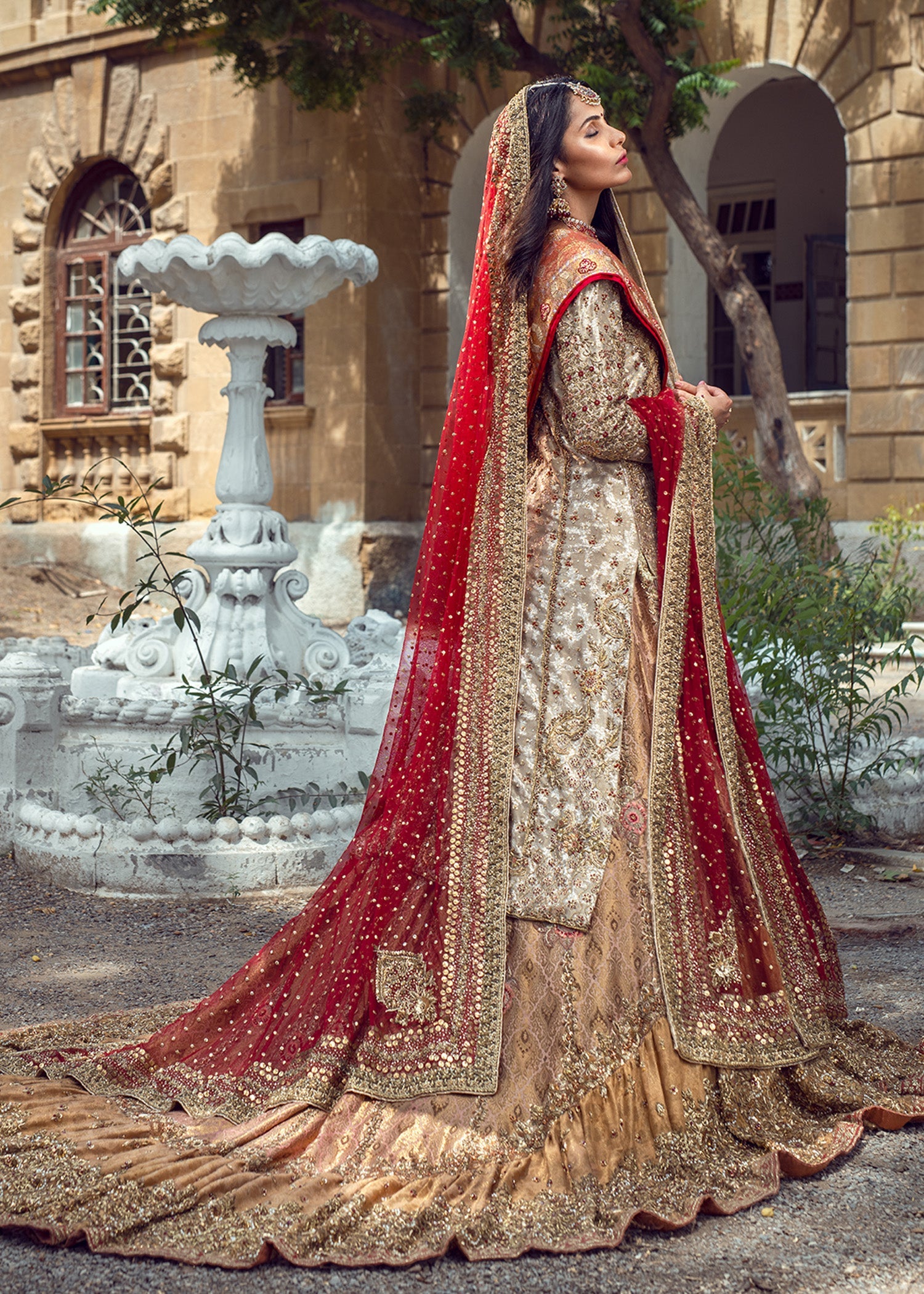 Roman Beige Zardozi Lurex Maysori Bridal Lehenga (3-Piece) - Image 3
