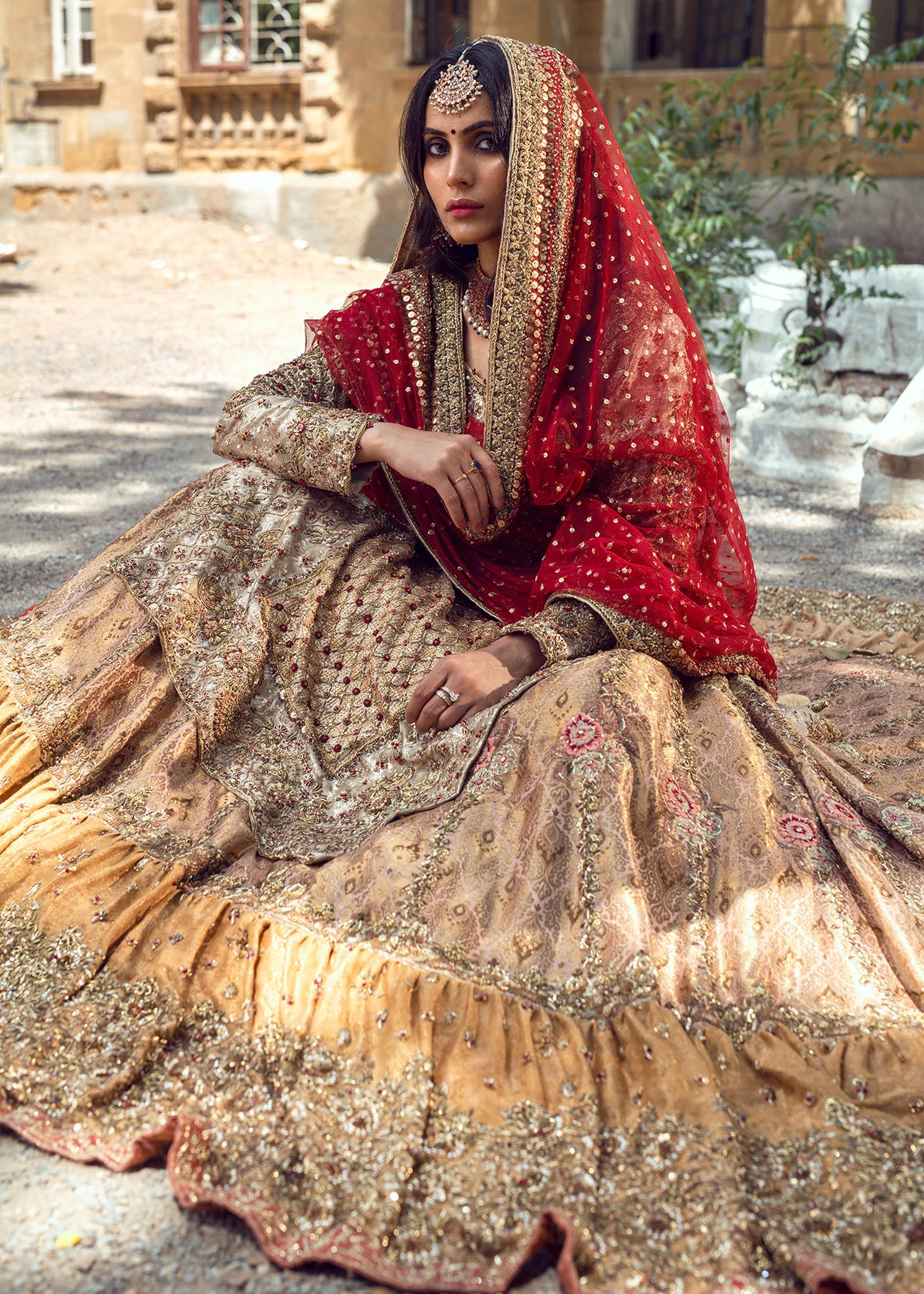 Roman Beige Zardozi Lurex Maysori Bridal Lehenga (3-Piece) - Image 7