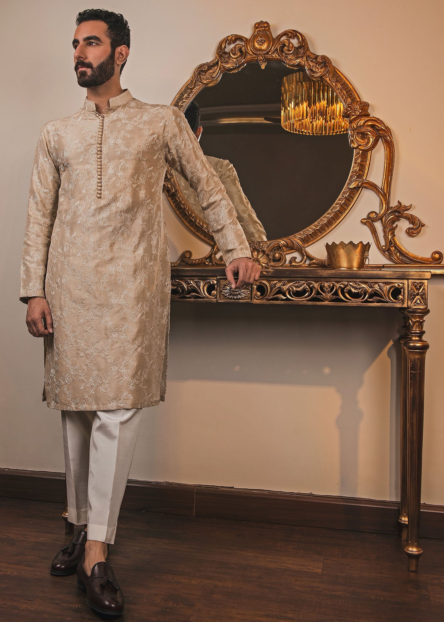 Beige Ivory Floral Jaal Rawsilk Kurta (2-Piece) - Image 2