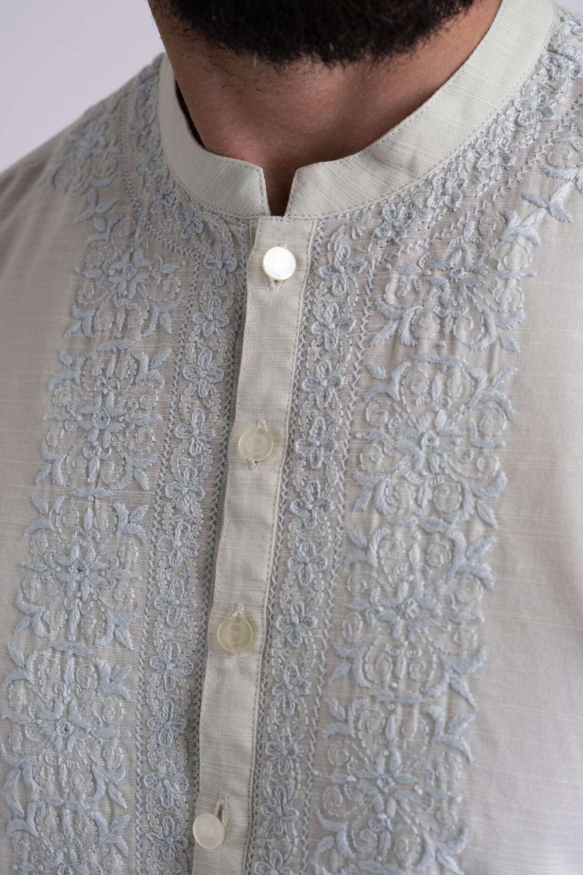 Stone Hand-Embroidered Slub Khaddar Kurta (2-Piece) - Image 2