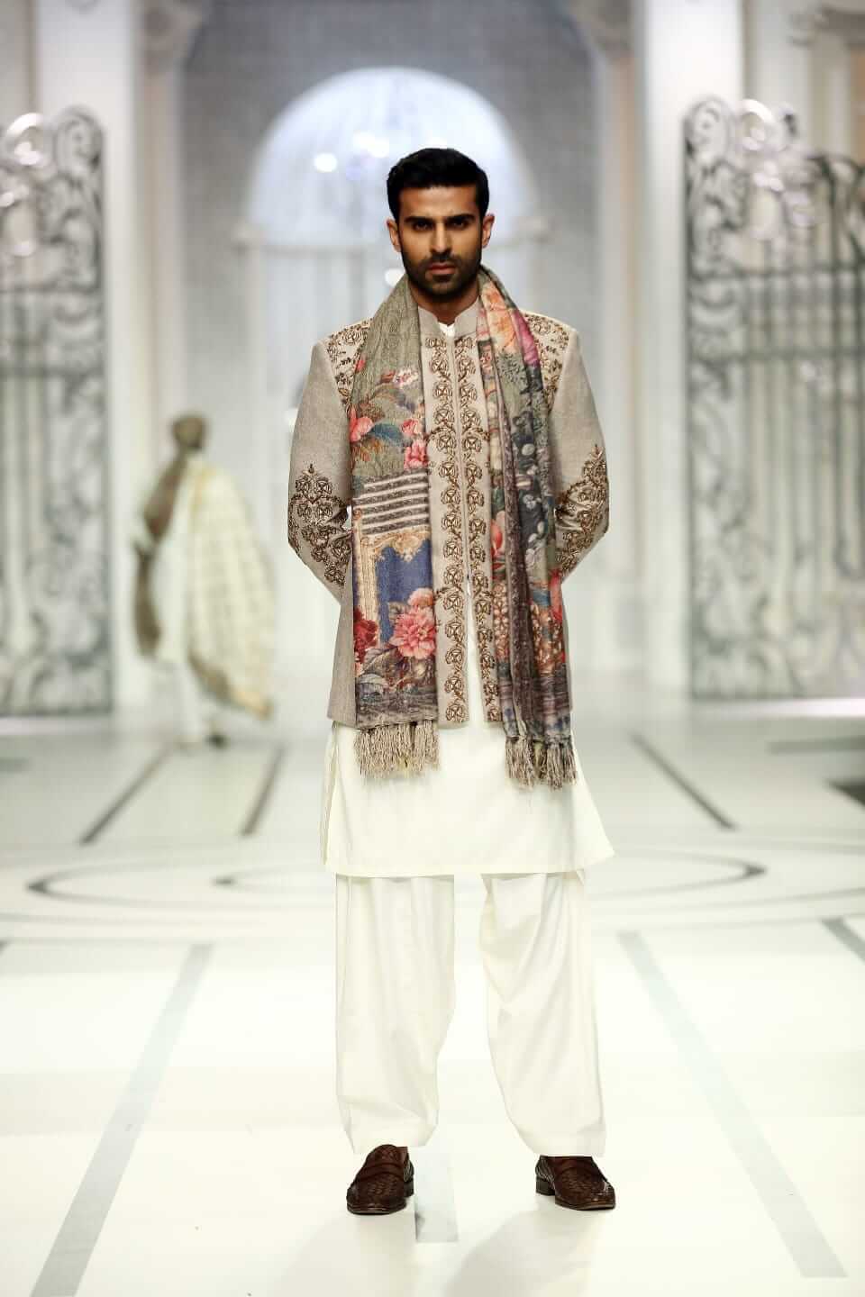 Biscuit Kora Zardozi Linen Prince Jacket (3-Piece) - Image 2
