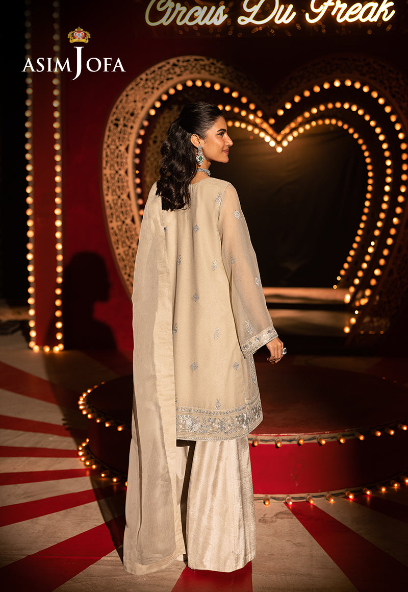 Pakistani Beige Embroidered Chiffon & Silk Salwar Kameez (3-Piece) - Image 2