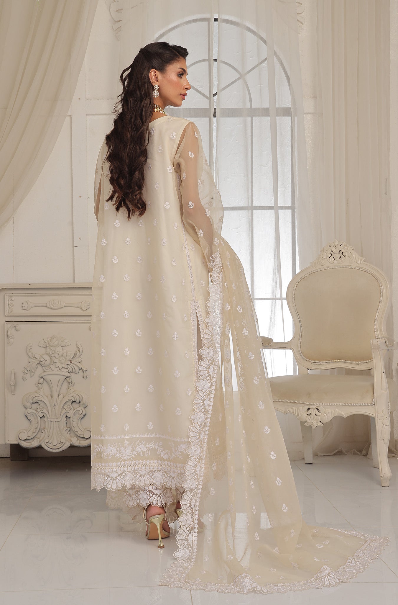 Pastel Beige Embroidered Pure Organza Salwar Kameez (3-Piece) - Image 5