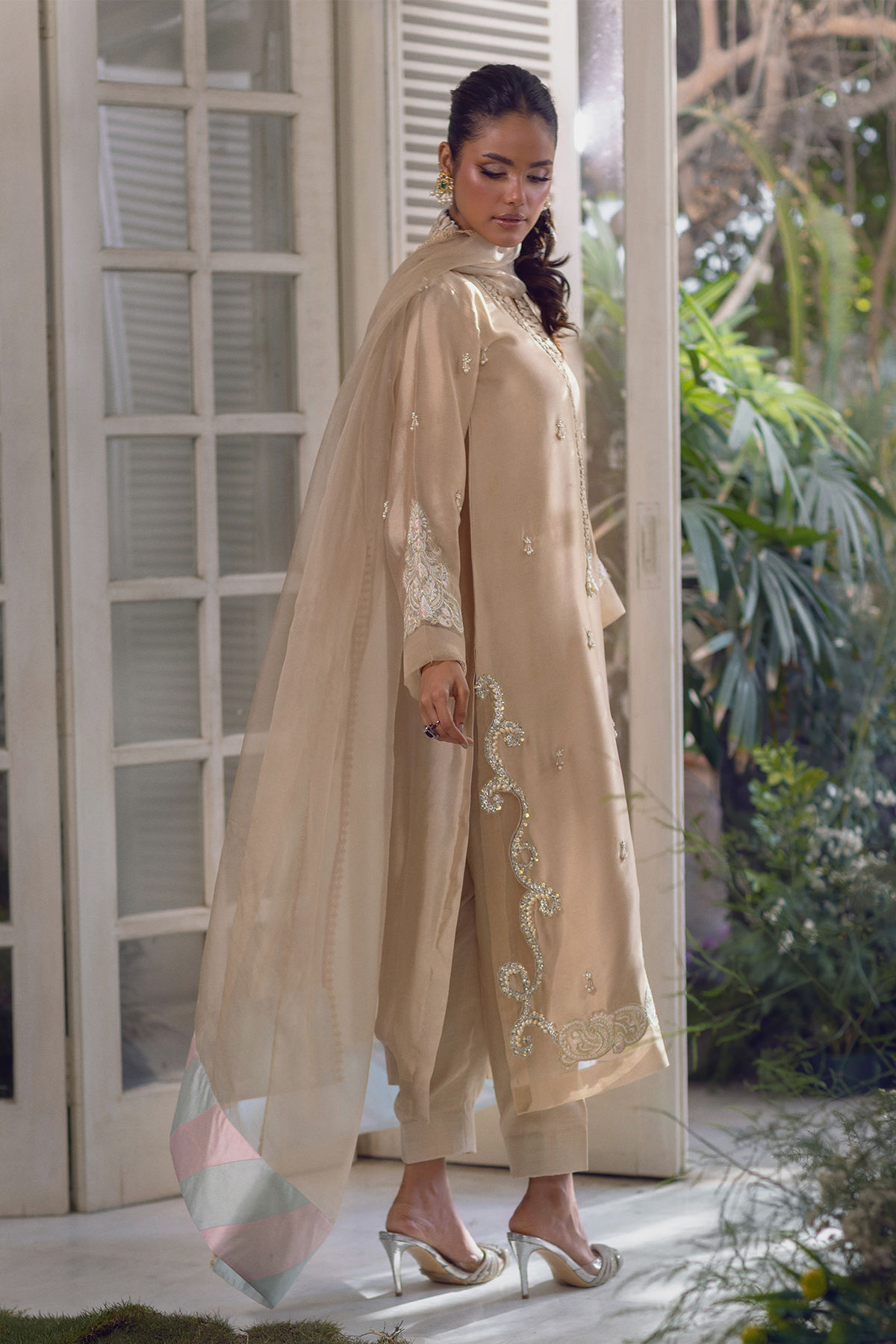 Sand Zardozi Shisha Silk Salwar Kameez (3-Piece) - Image 2