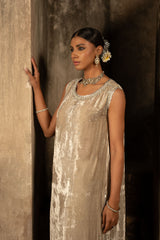 Pakistani Nude Embellished Velvet Halter-Neck Shirt (2-Piece) - Image 3