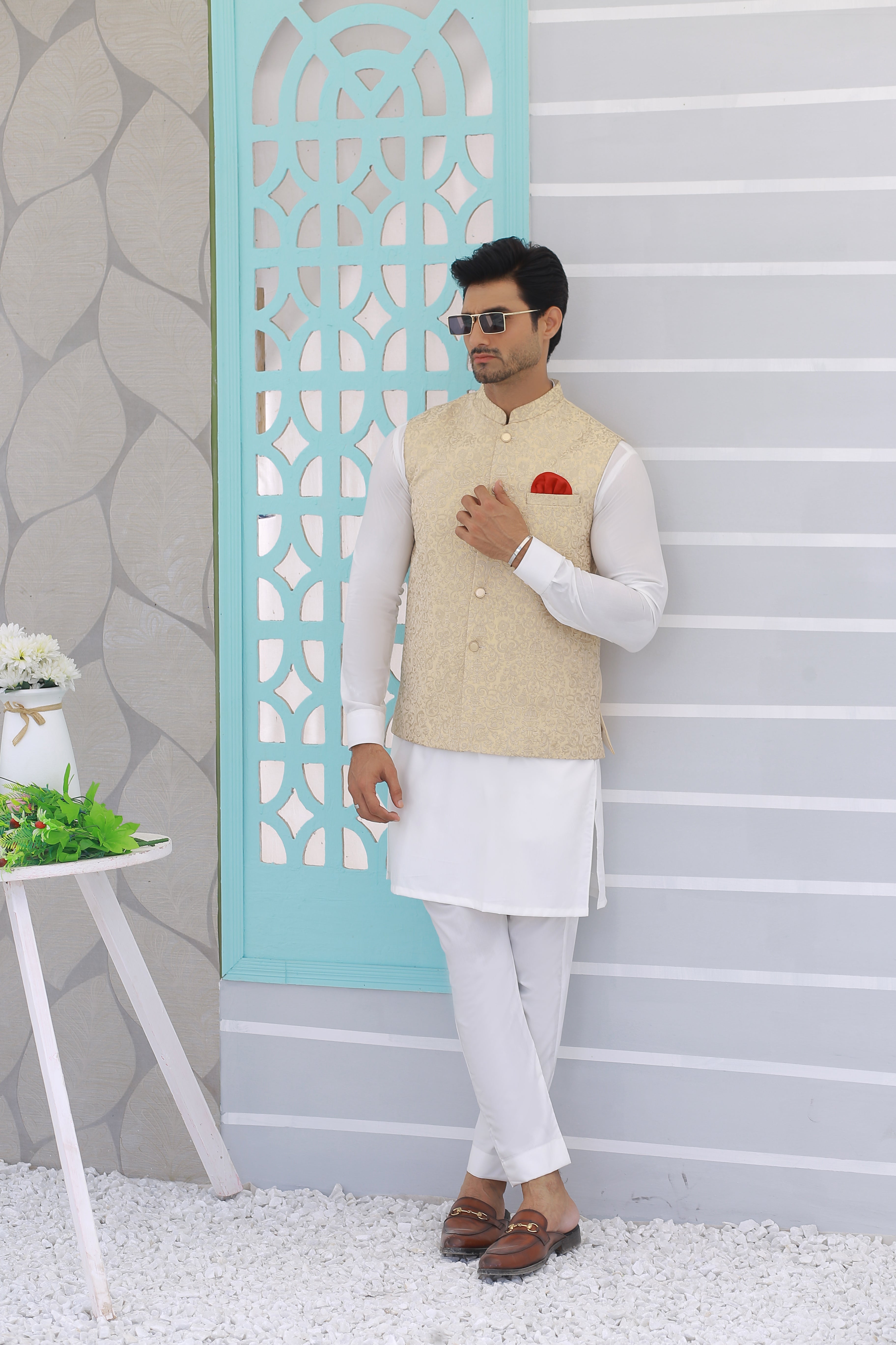Beige Embroidered Waistcoat Kurta Set (3-Piece) - Image 4