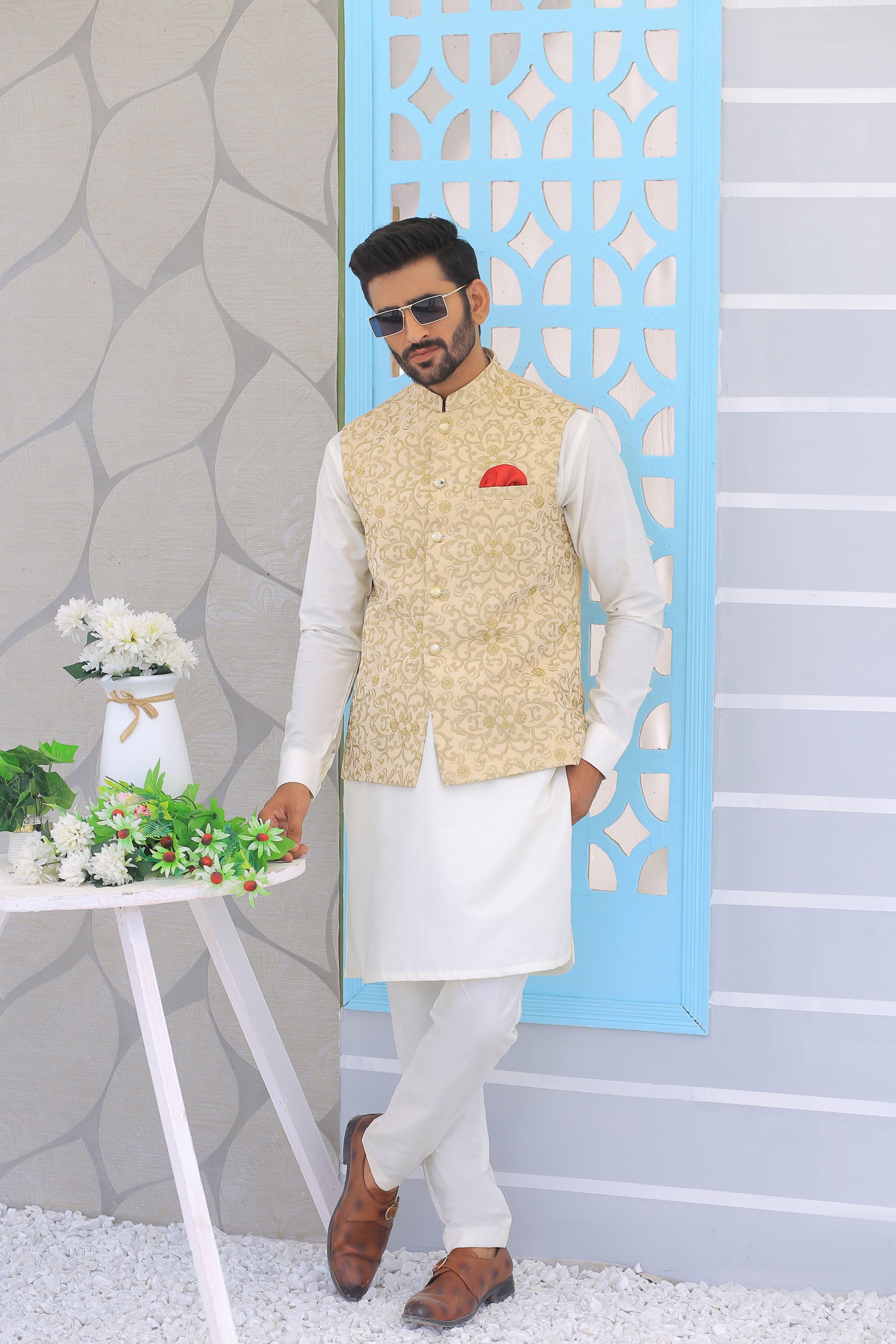 Beige Jacquard Waistcoat Kurta Set (3-Piece) - Image 2