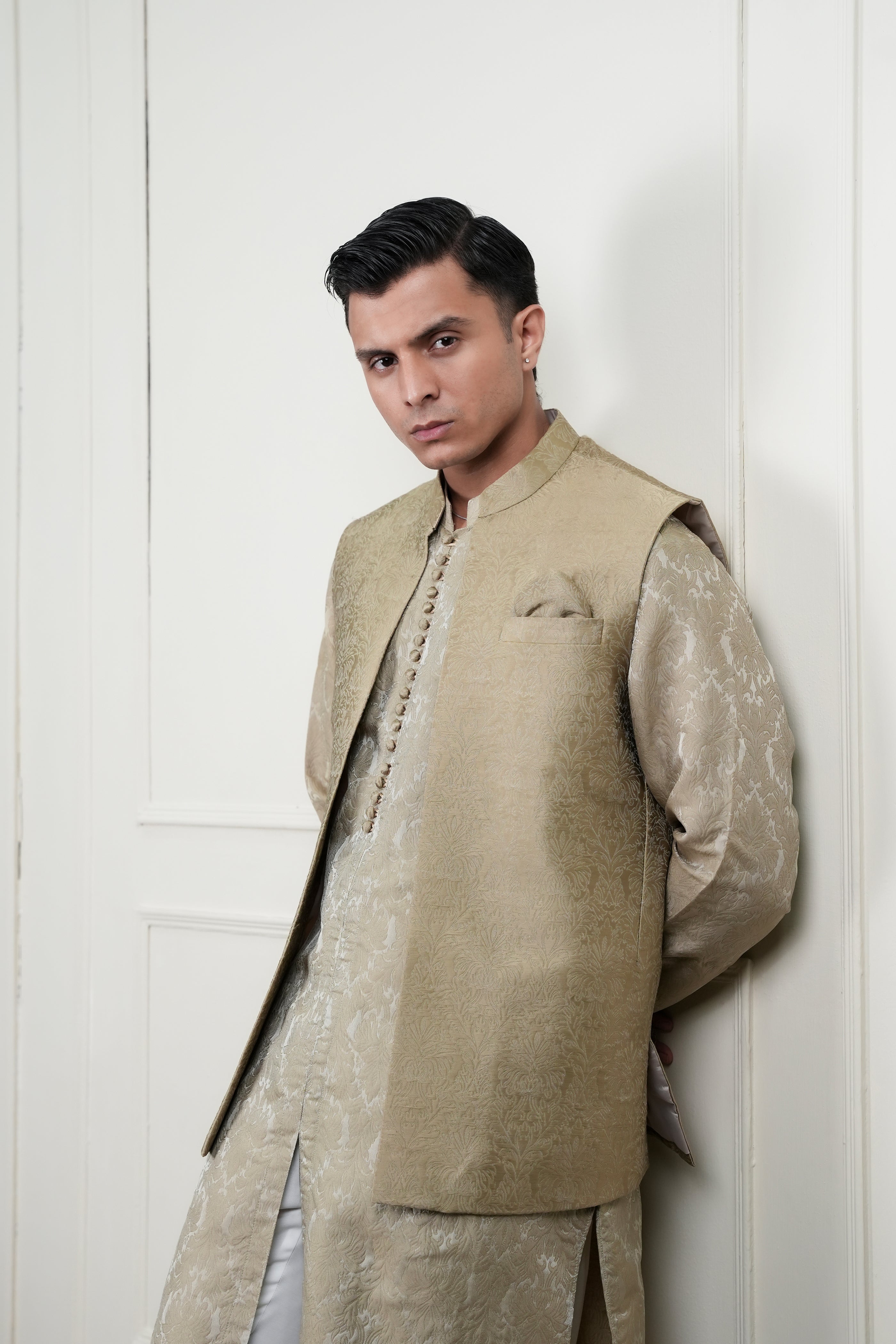 Beige Self Jamawar Waistcoat Kurta Set (3-Piece) - Image 4