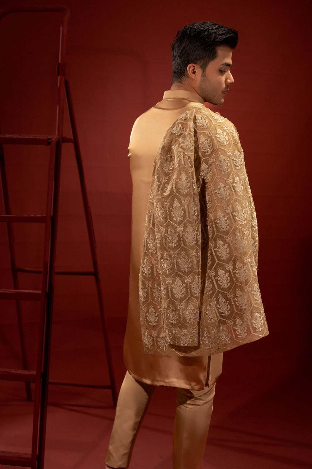 Beige Embroidered Organza Waistcoat Kurta (3-Piece) - Image 3