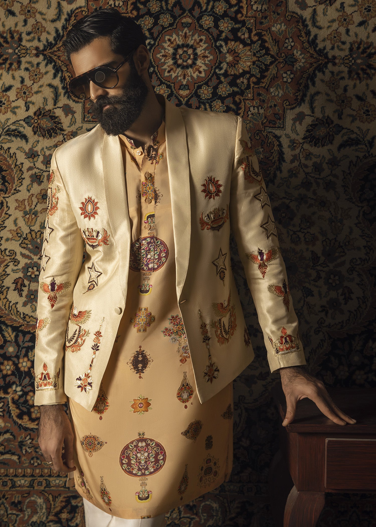 Latte Aari Embroidered Silk Waistcoat Kurta (3-Piece) - Image 3