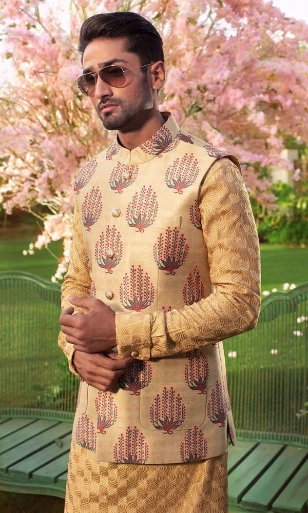 Beige Gold Embroidered Silk-Blend Waistcoat Kurta (3-Piece) - Image 3