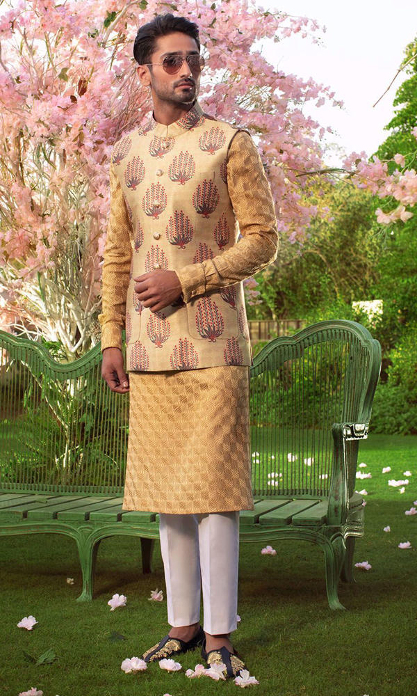Beige Gold Embroidered Silk-Blend Waistcoat Kurta (3-Piece) - Image 5