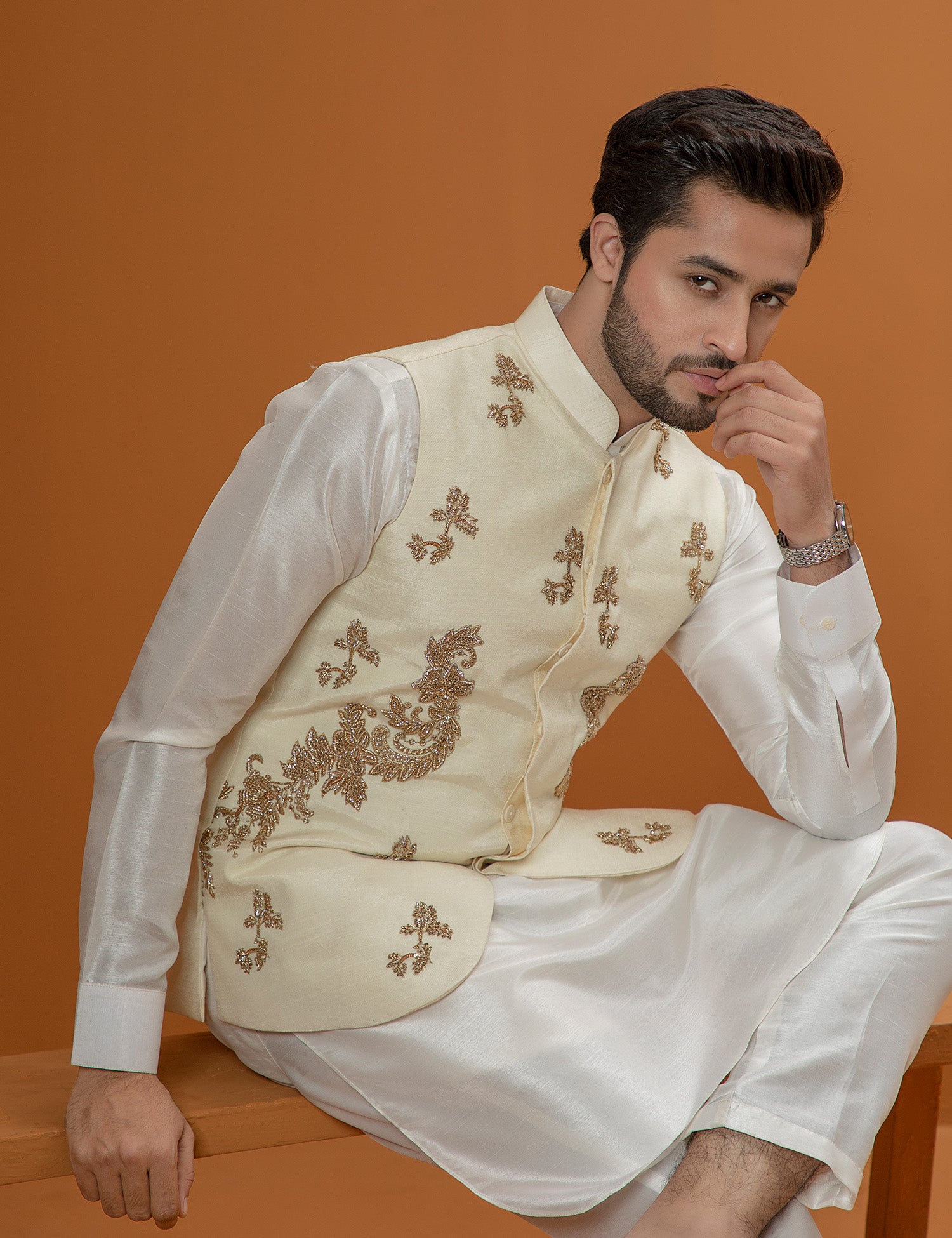 Beige Silk Embellished Waistcoat Kurta Pajama (3-Piece) - Image 5