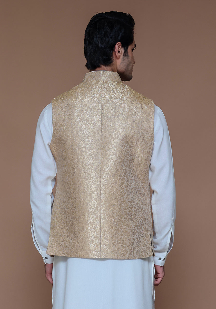Almond Buff Zari Karandi Waistcoat (3-Piece) - Image 4