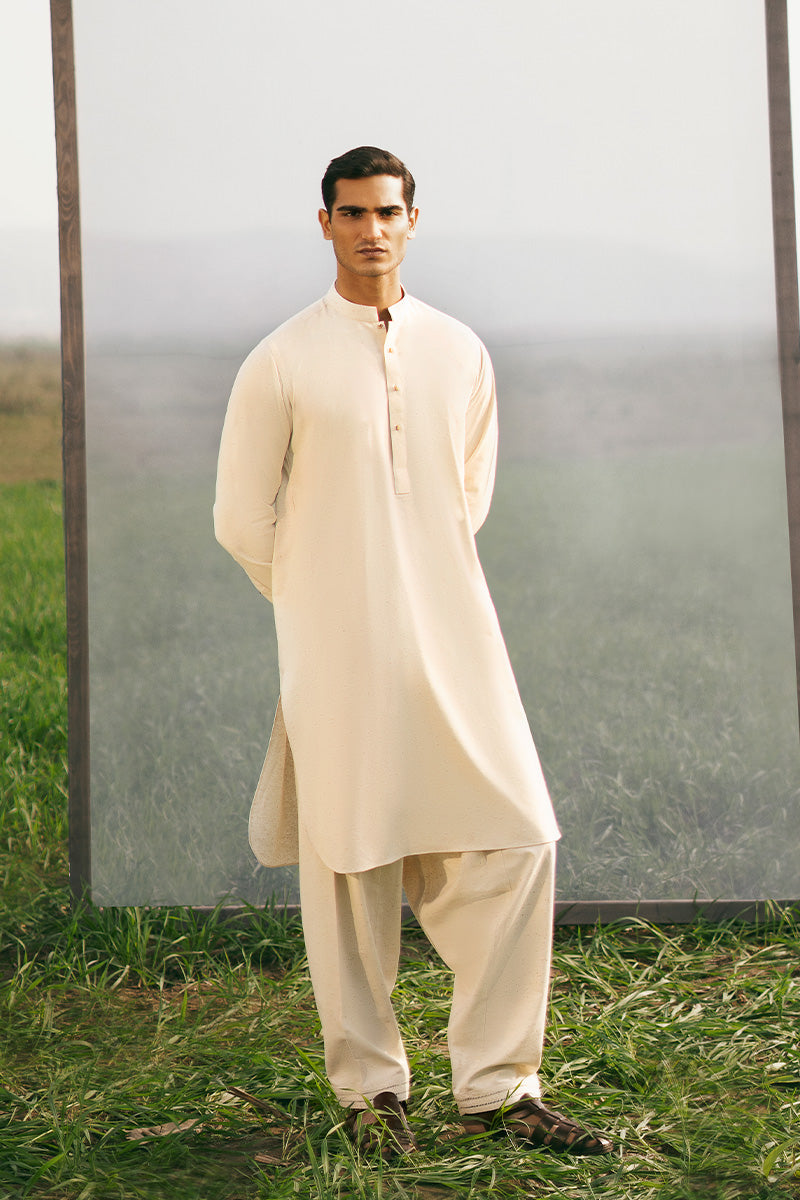 Boski Handwoven Khaddar Shalwar Kameez (2-Piece) - Image 1