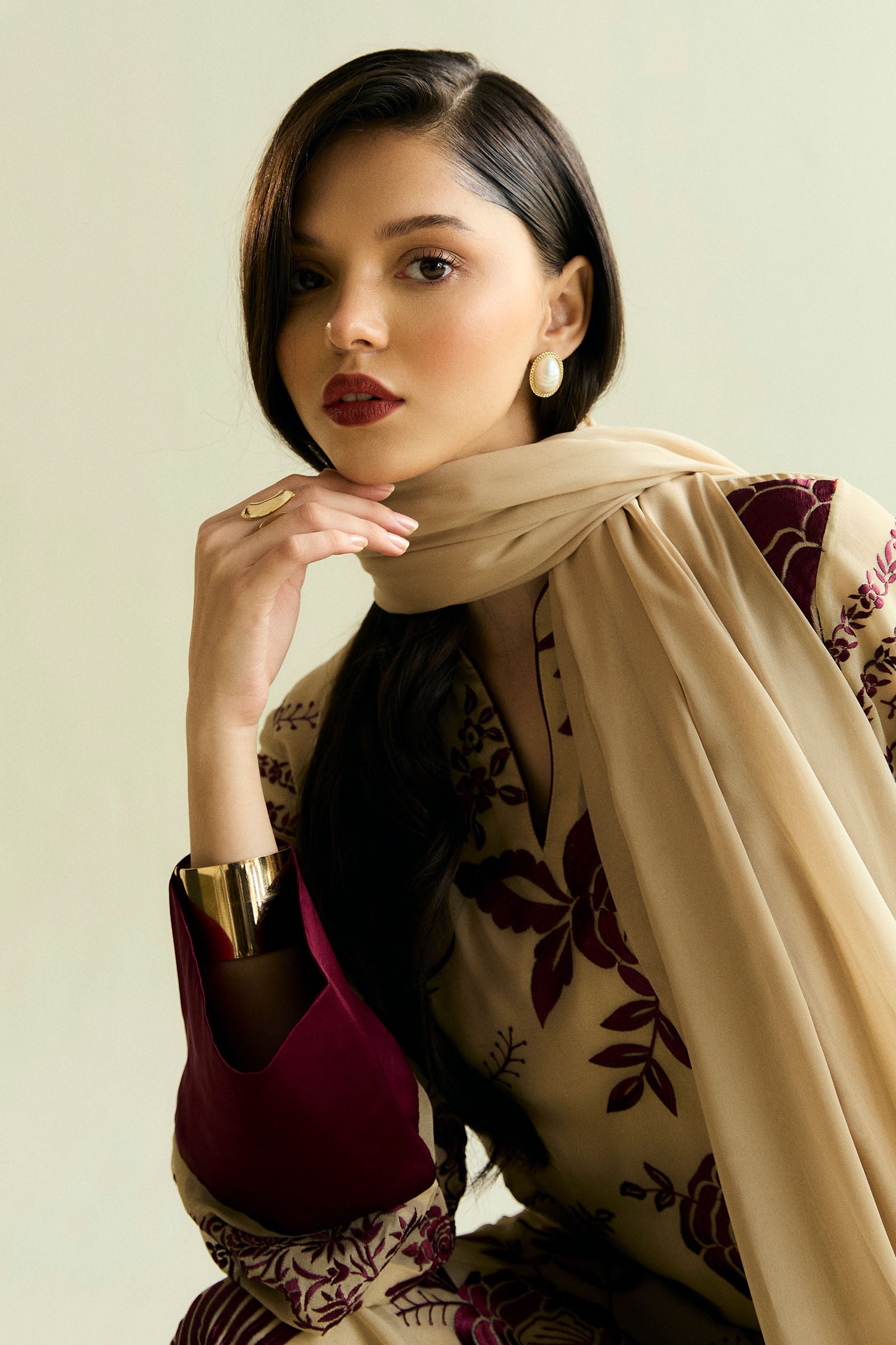 Beige Gara Embroidered Chiffon Georgette Salwar Kameez (3-Piece) - Image 2