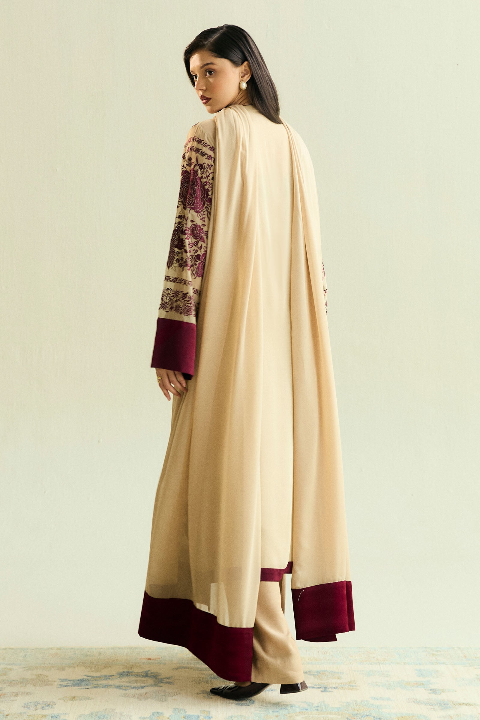 Beige Gara Embroidered Chiffon Georgette Salwar Kameez (3-Piece) - Image 4