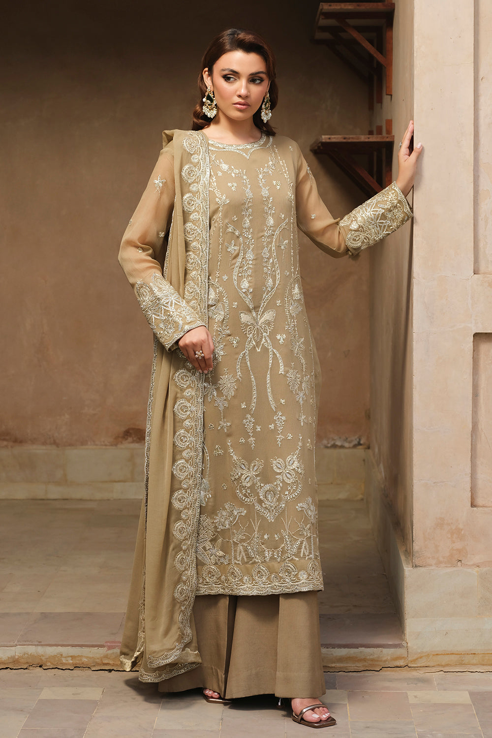 Pakistani Prairie Sand Embroidered Chiffon Salwar Kameez (3-Piece) - Image 3