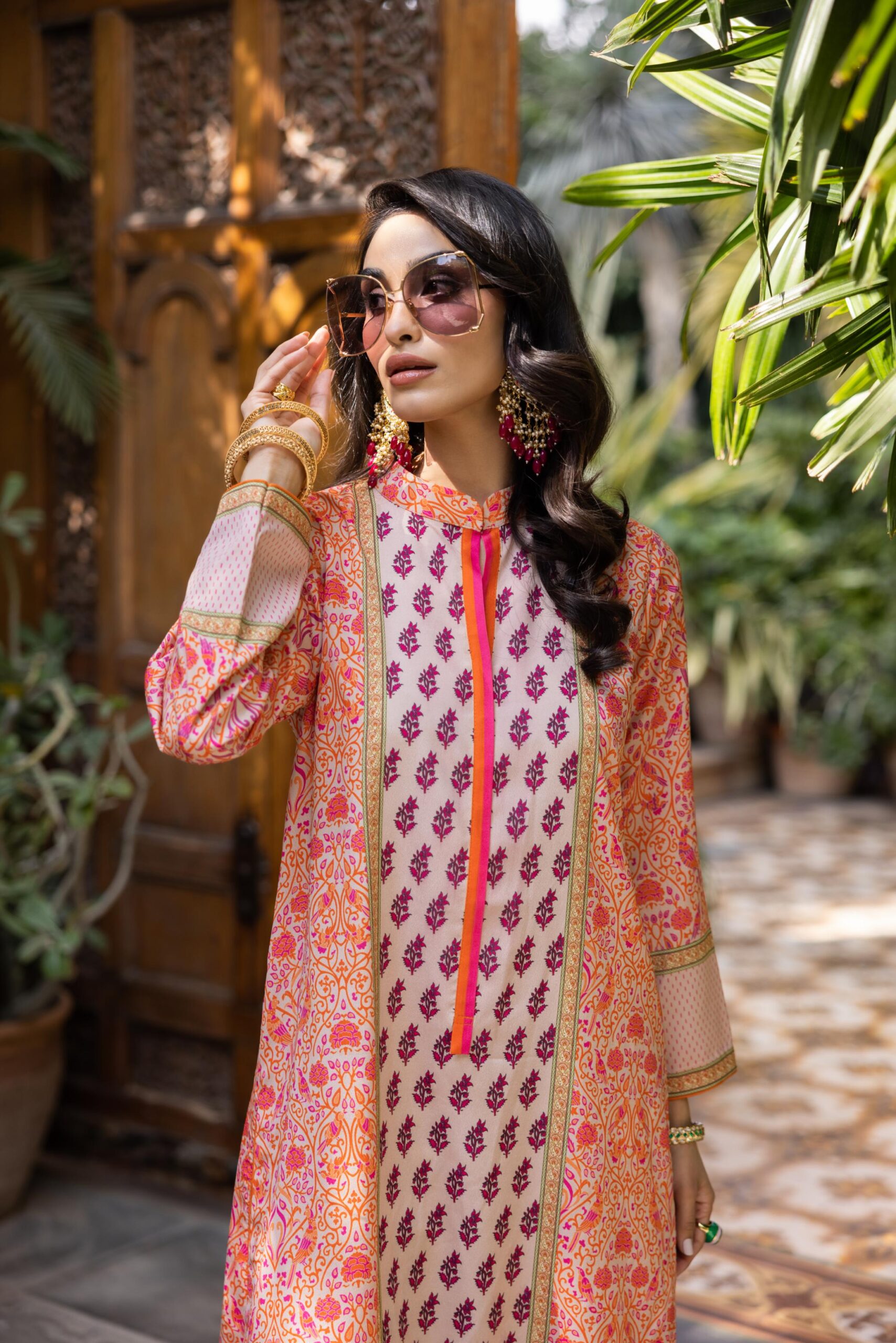 Pakistani Beige Digital Printed Crepe Georgette Kurta Set (2-Piece) - Image 5