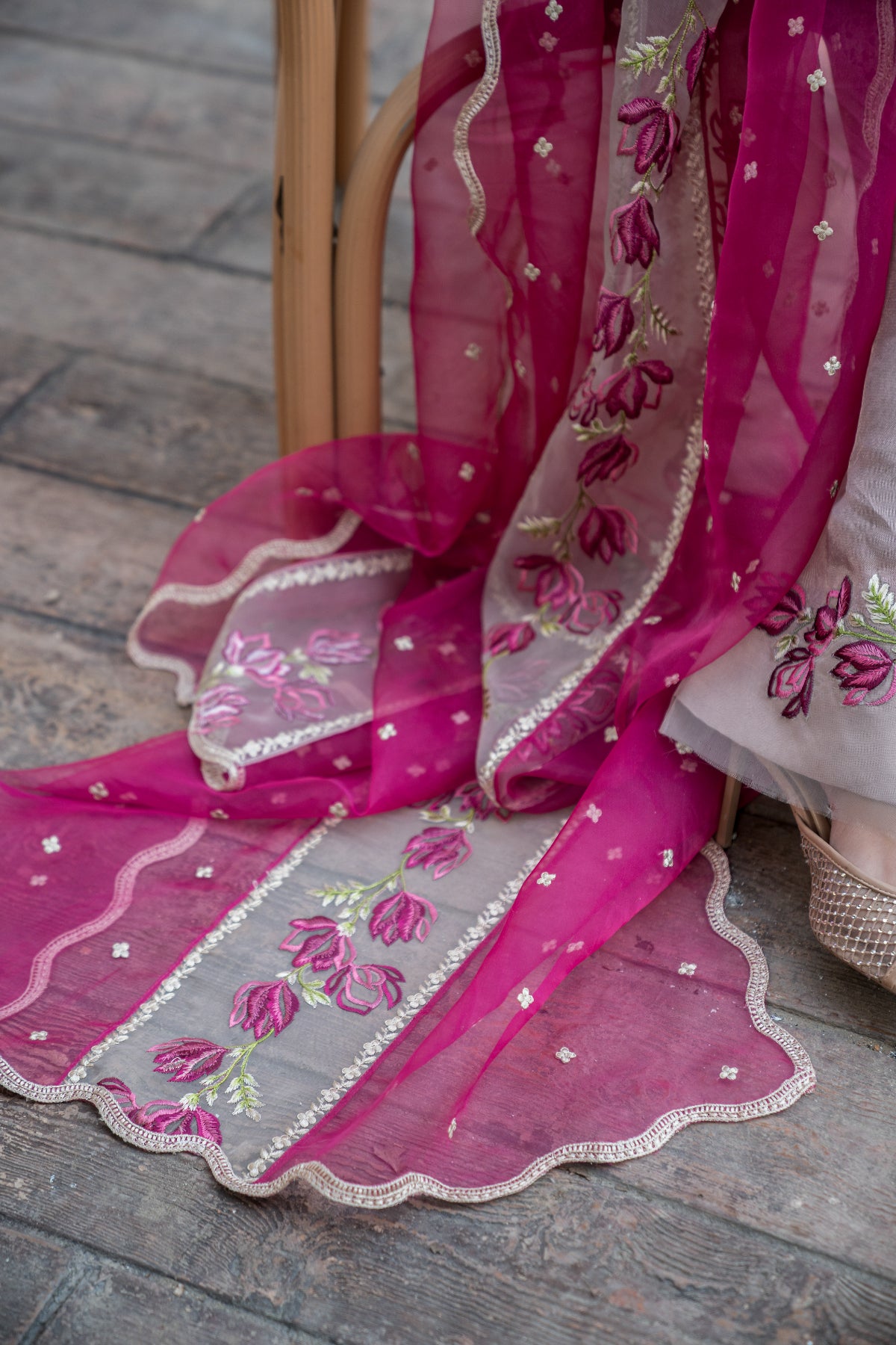 Pakistani Beige Magenta Embroidered Khadi Net Salwar Kameez (3-Piece) - Image 5