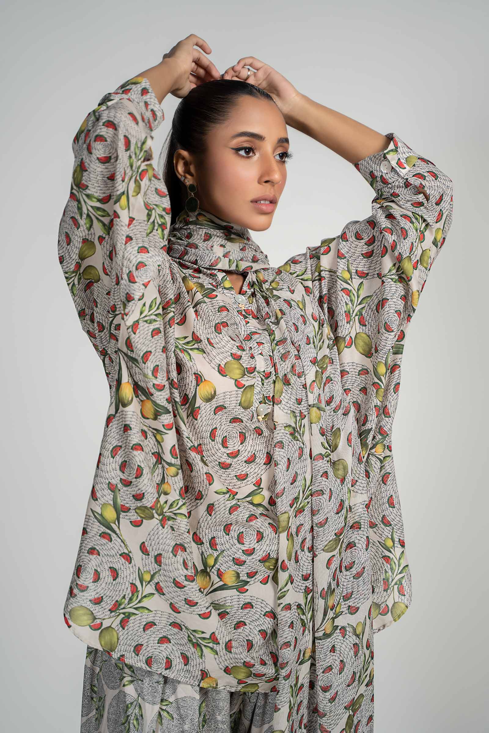 Beige Digital Printed Lawn Salwar Kameez (3-Piece) - Image 3