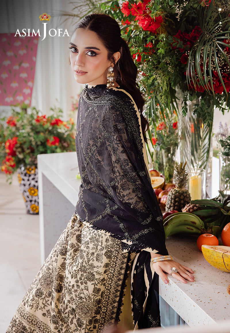 Beige Embroidered Lawn 3-Piece Suit - Image 7