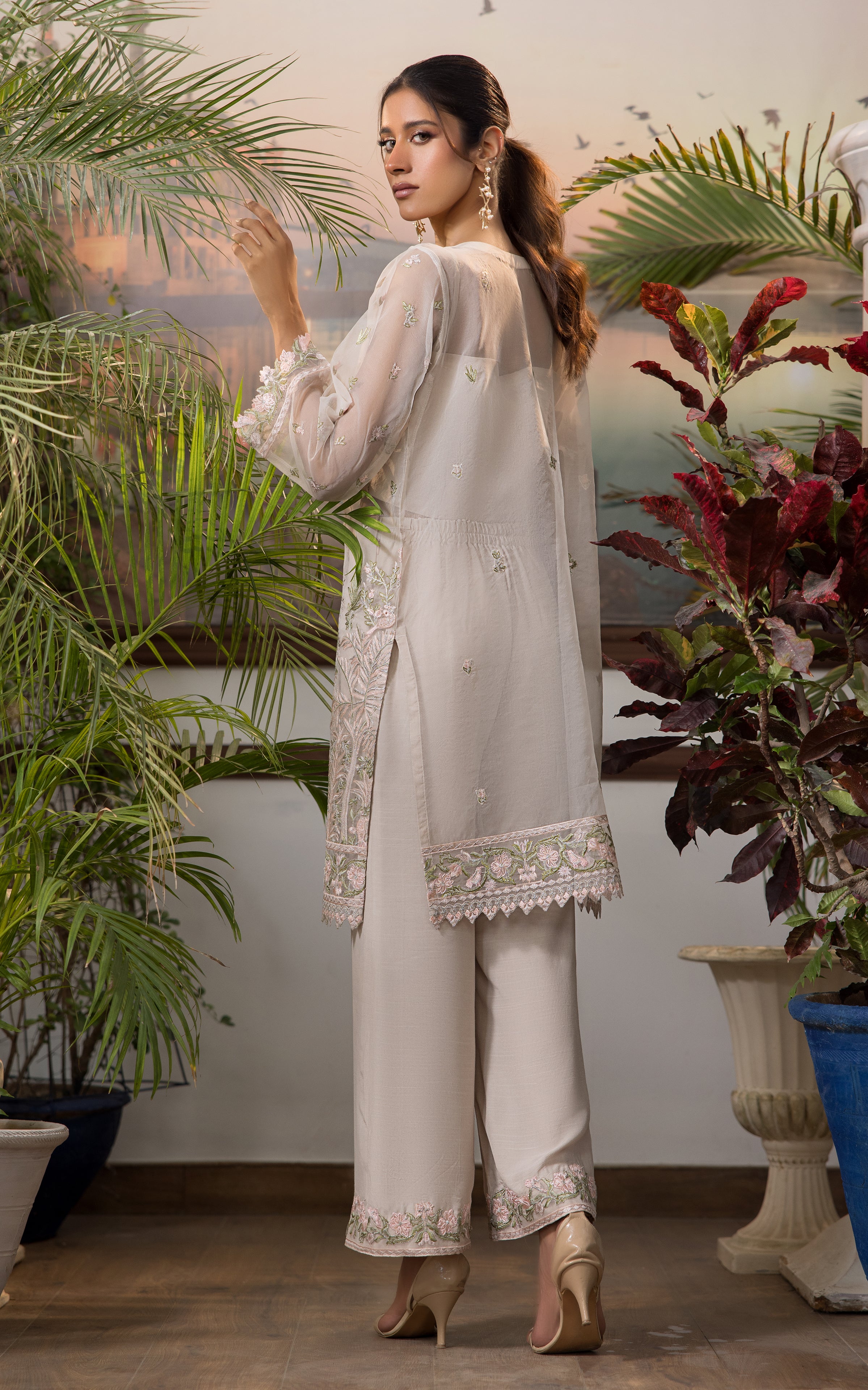 Pakistani Soft Beige Embroidered Organza 2-Piece Suit - Image 5