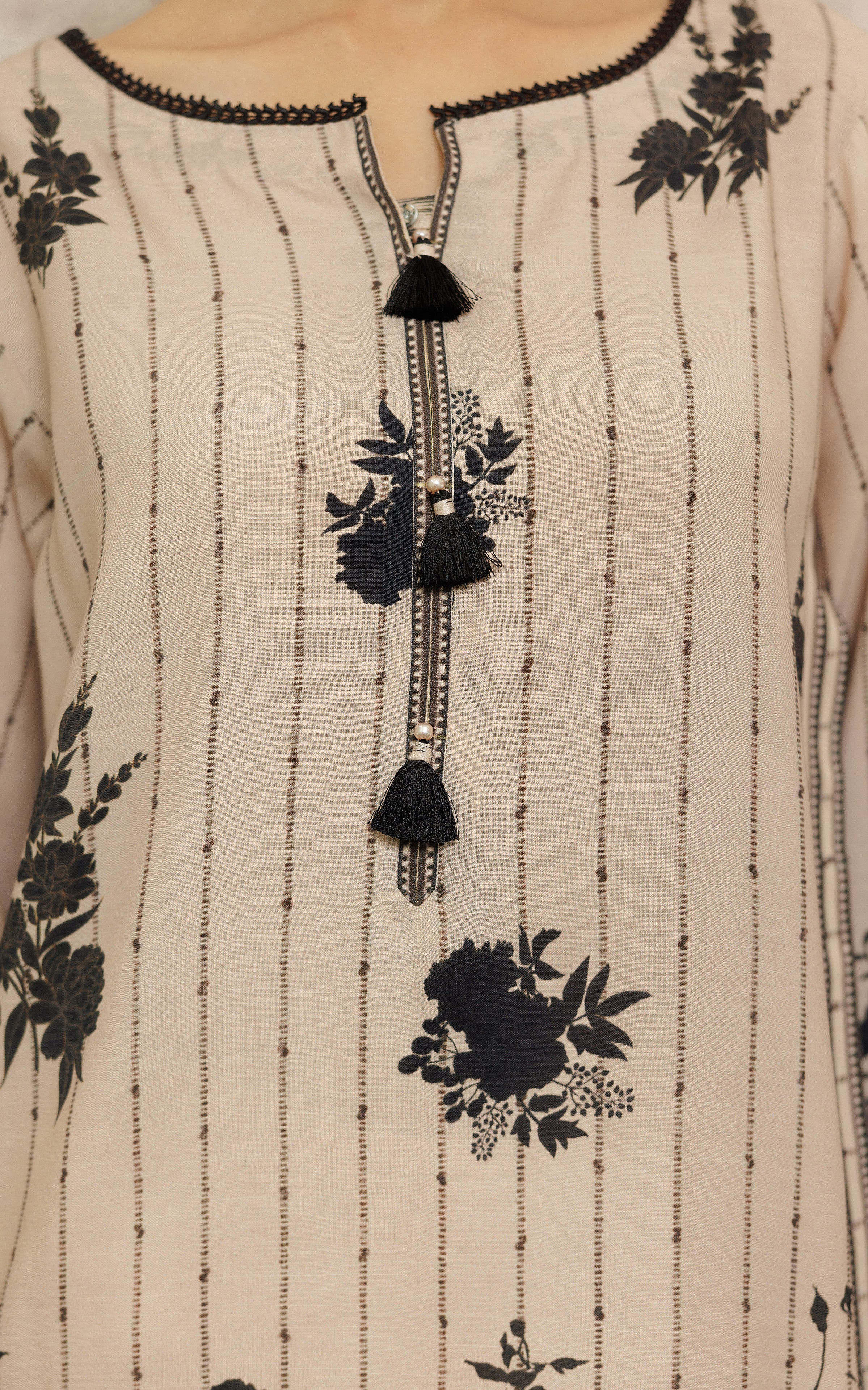 Beige and Black Embroidered Viscose Silk Salwar Kameez (2-Piece) - Image 6