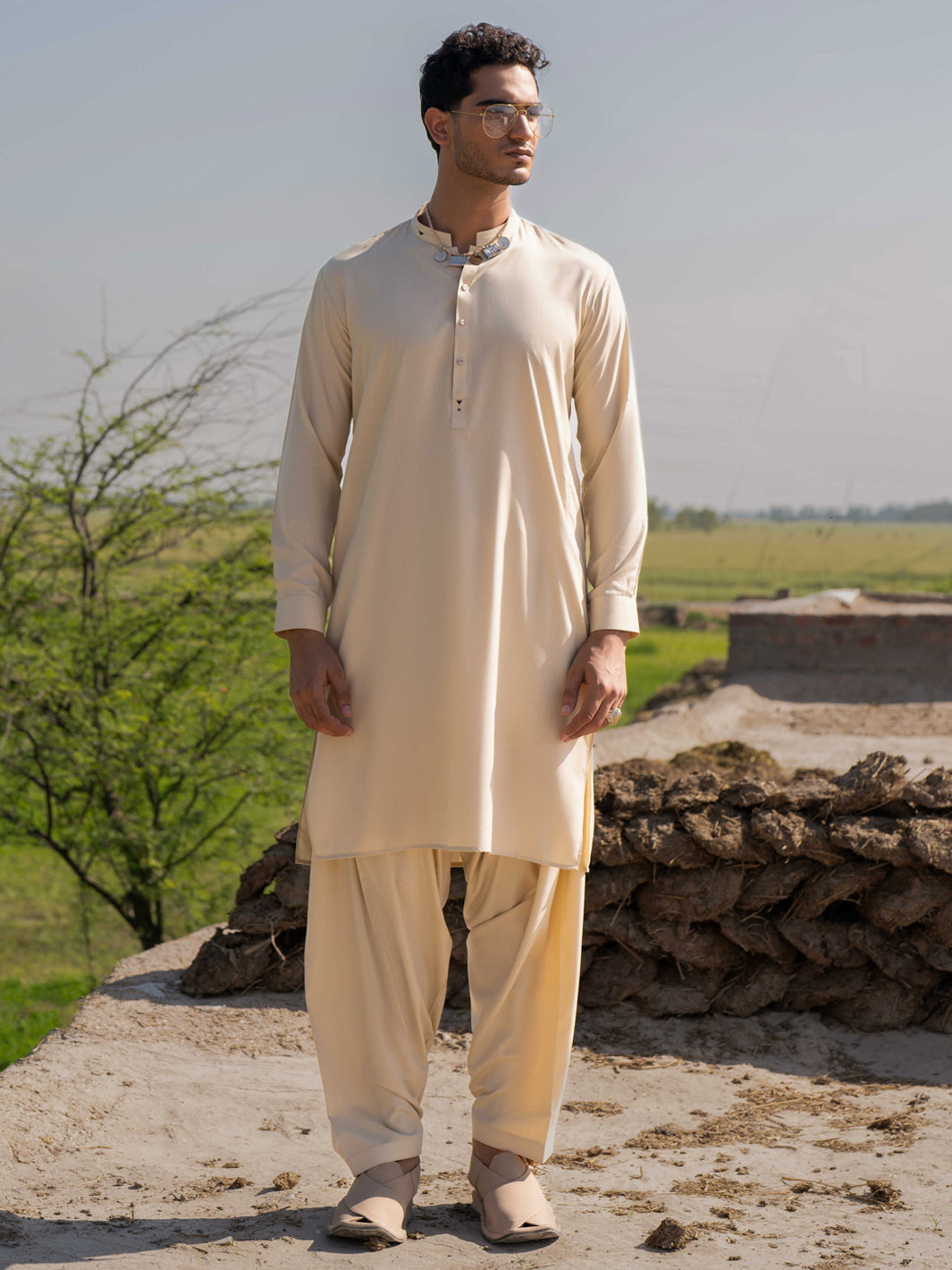 Beige Minimal Stitch Blended Fabric Shalwar Kameez (2-Piece) - Image 1