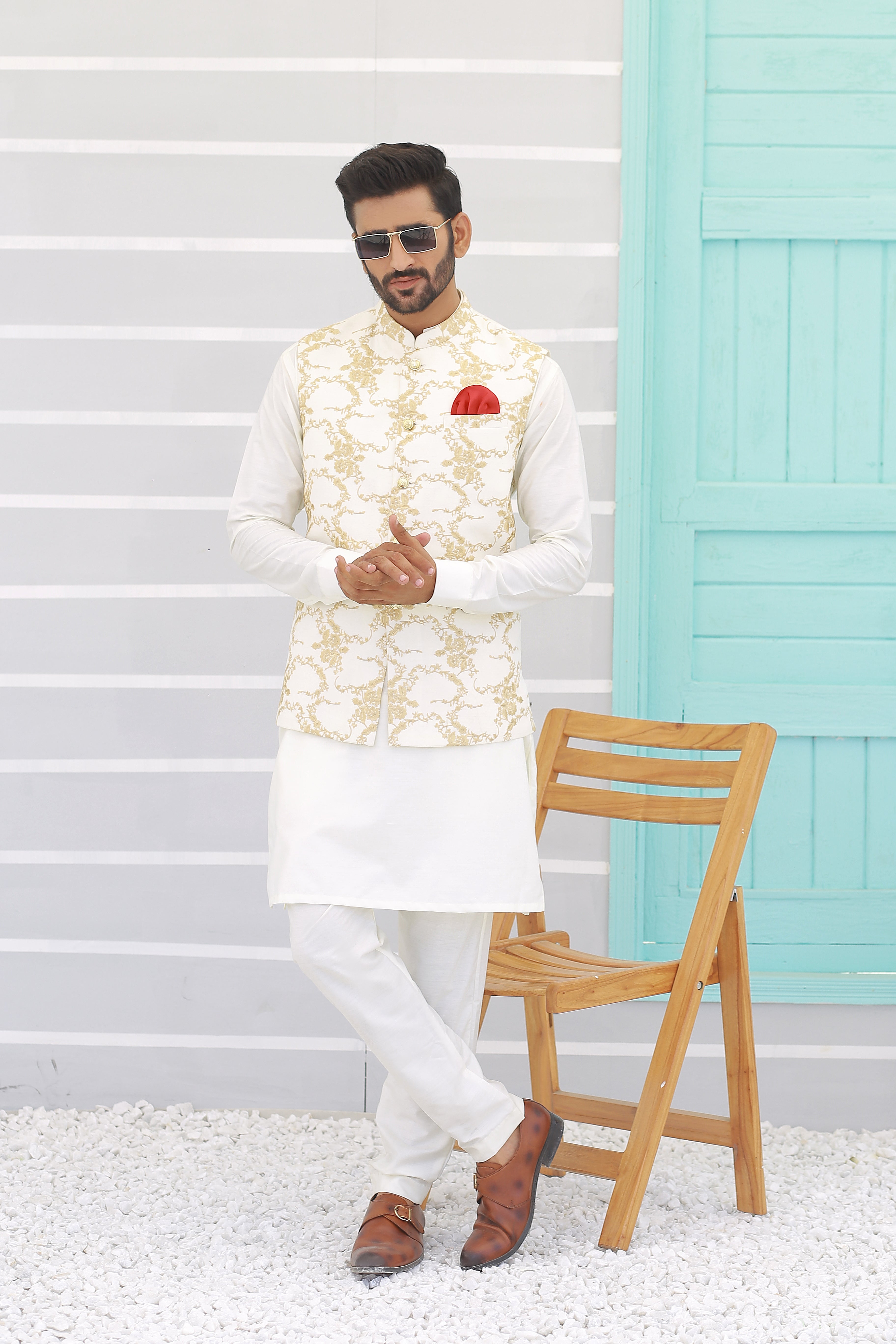 Light Beige Gold Brocade Waistcoat (3-Piece) - Image 1