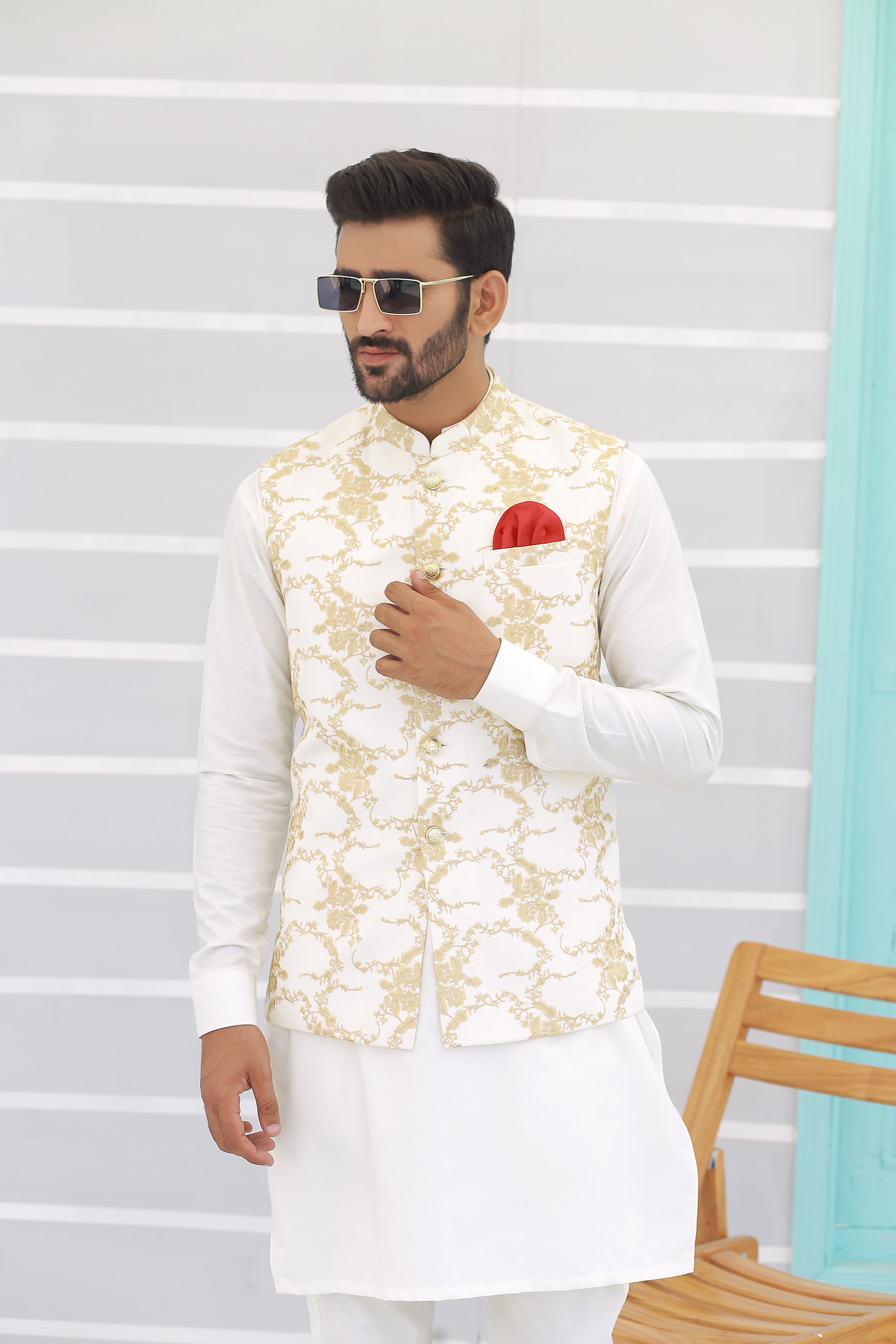 Light Beige Gold Brocade Waistcoat (3-Piece) - Image 3