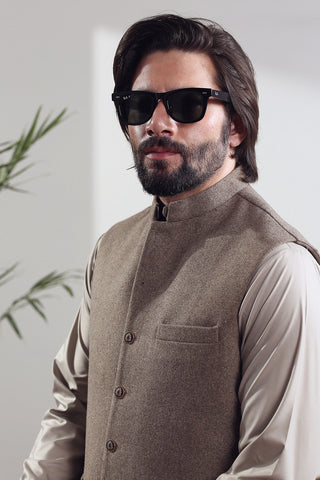 Skin & Brown Warm Cotton Waistcoat Kurta (3-Piece) - Image 3
