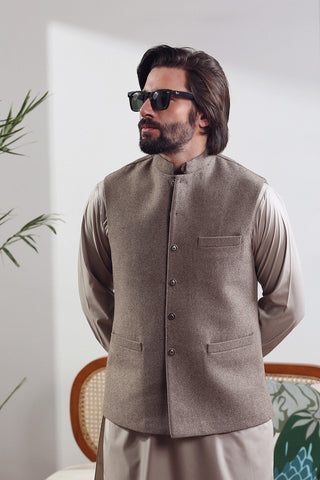 Skin & Brown Warm Cotton Waistcoat Kurta (3-Piece) - Image 7