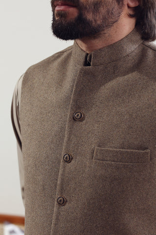 Skin & Brown Warm Cotton Waistcoat Kurta (3-Piece) - Image 8