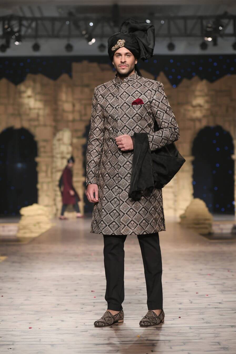 Black and Gold Brocade Achkan Sherwani (3-Piece) - Image 3