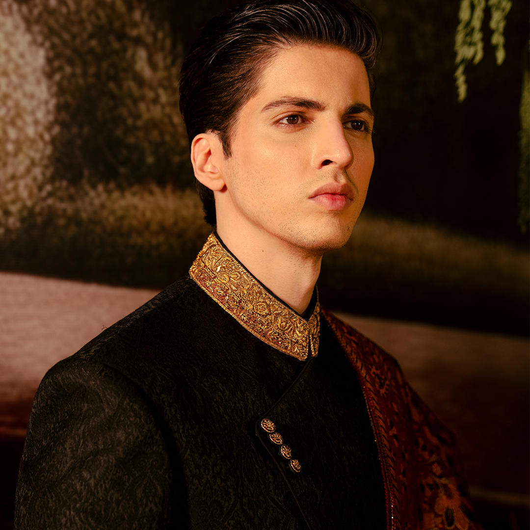 Black Embroidered Karandi Jamawar Sherwani (3-Piece) - Image 3