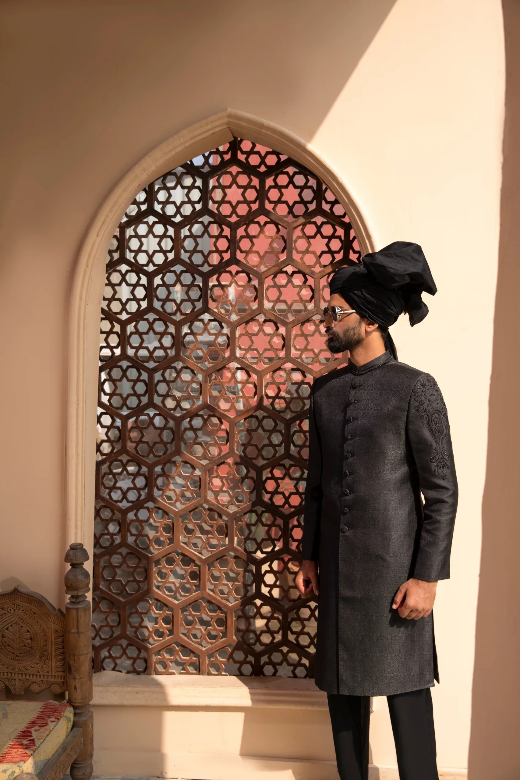 Black Cut Dana Embroidered Silk-Blend Sherwani (2-Piece) - Image 3