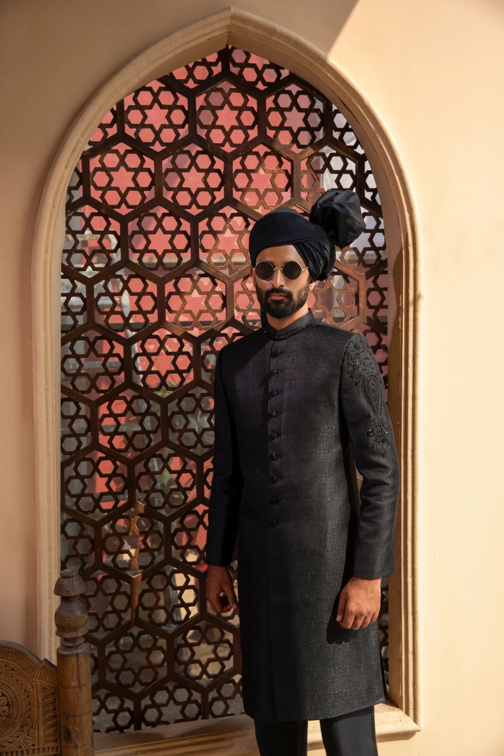 Black Cut Dana Embroidered Silk-Blend Sherwani (2-Piece) - Image 4