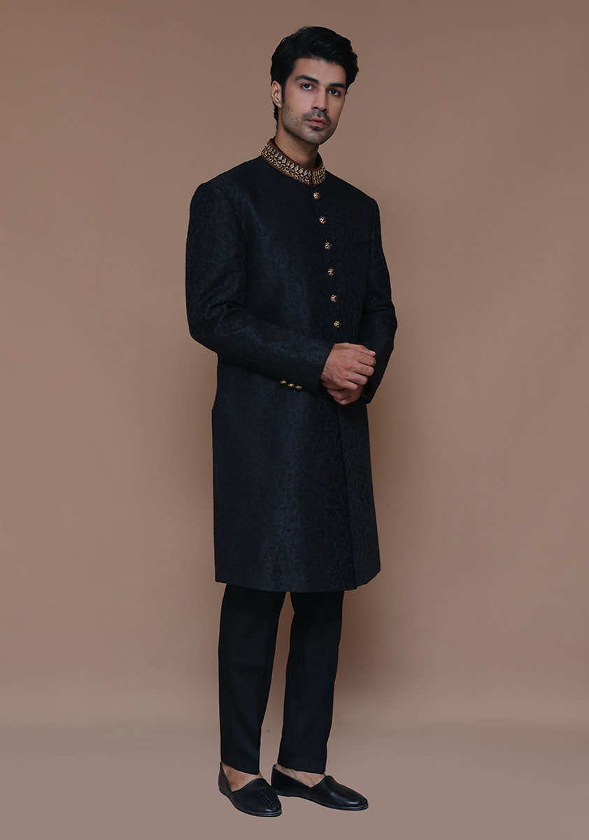 Tap Shoe Zari Karandi Jamawar Sherwani (2-Piece) - Image 3