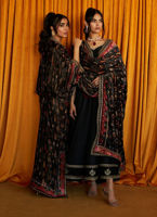 Black Gold Embroidered Raw Silk Kalidaar Angharkha (2-Piece) - Image 9