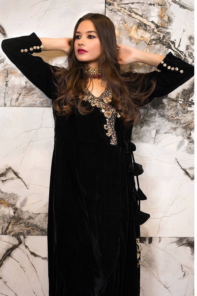 Pakistani Black Zari Embroidered Velvet Angrakha (3-Piece) - Image 2
