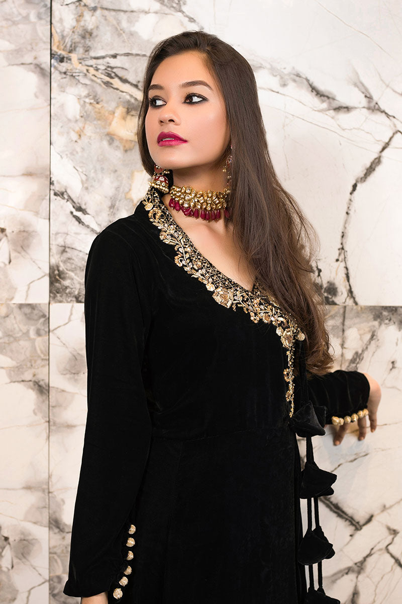 Pakistani Black Zari Embroidered Velvet Angrakha (3-Piece) - Image 3