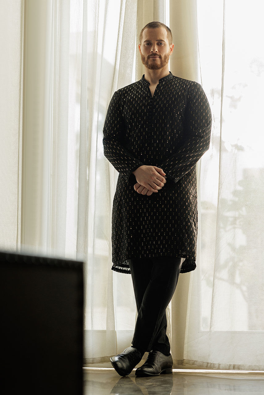 Black Embroidered Cotton-Silk Kurta Pajama (2-Piece) - Image 1