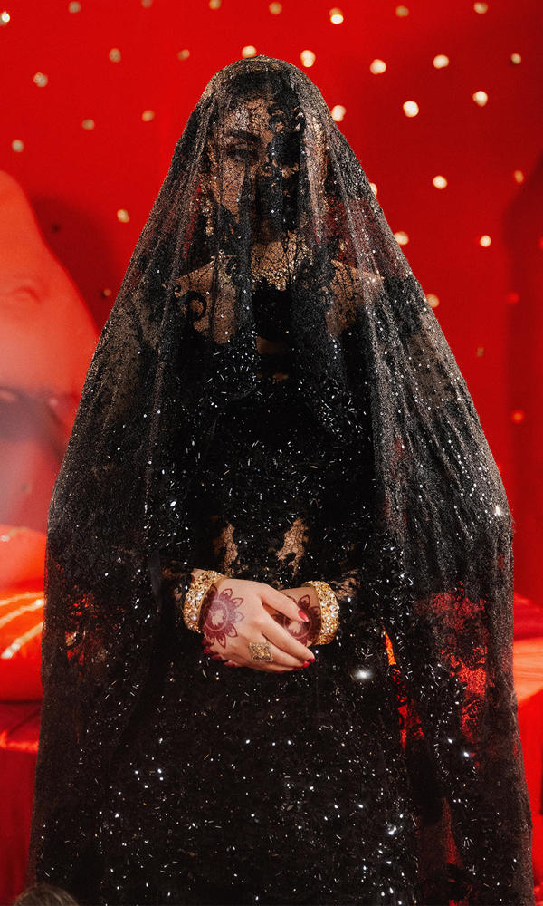 Pakistani Black Crystal Embellished Lace Farshi Gharara (3-Piece) - Image 8